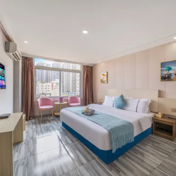 Little Apple Hotel (Lvgang Fortune Plaza) Отели рядом с достопримечательностью «Готовная станция для пассажиров в Хичуане»