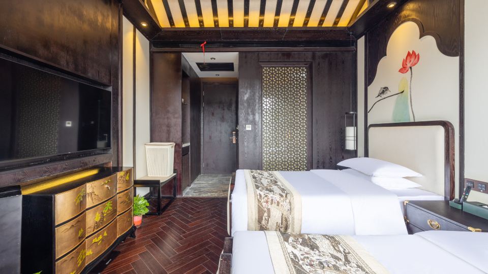 Changde Hejie Yiju Life Hotel
