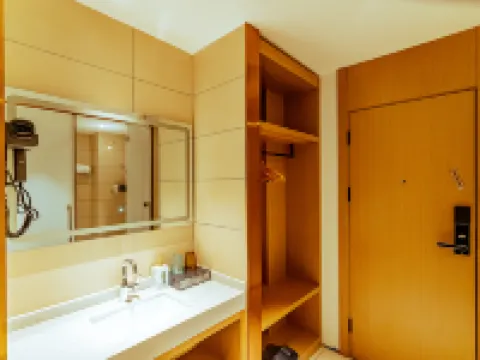 海天スマートホテル 富寧（広昆高速富寧料金所）