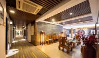 Four seasons above the clouds ( Heishan North Square Branch) Hotels in Heishan