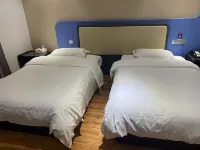 Huanlesong Hotel Hotels near Baoben Tower