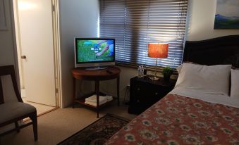 Bed and Breakfast in Hollywood Hills - Hizvo
