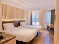Polysheron International Hotel (Mengzhou) Hotels in Mengzhou