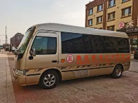 Mia Hotel (Jiaodong international airport store) - parking