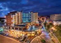 Novel Centre Point Hotel فنادق في فاماغوستا
