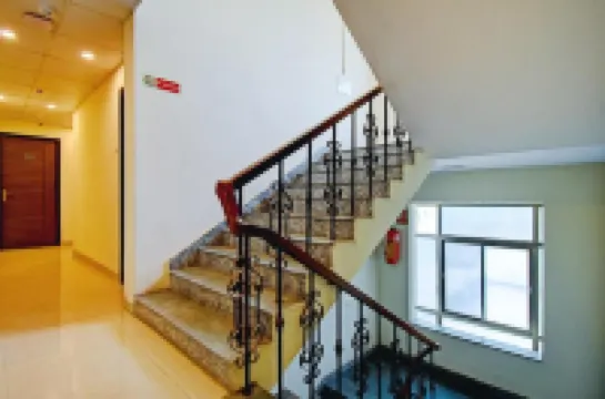 ゴルームゴ エリート イン ウルタダンガ コルカタ