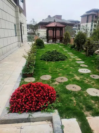 Baili Dujuan Somayue Su B&B Отели рядом с достопримечательностью «Shiniu Tourism Town»