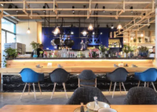 Dream Long Song Homestay & Hotel (Zhaosu Tianma International Tourism and Culture Square Store)