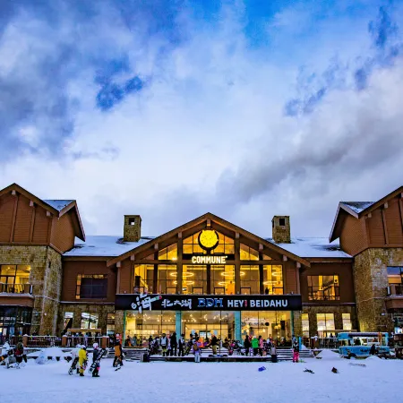 Hyakumangoku Onsen Hotel