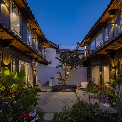 溪畔雅閣·Elegant Retreat by the Creek（麗江古城四方街店） 鄰近百歲橋的酒店