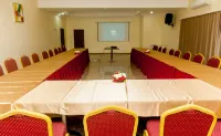 Sefcon Suites and Apartment Hotel di Municipal Area Coun