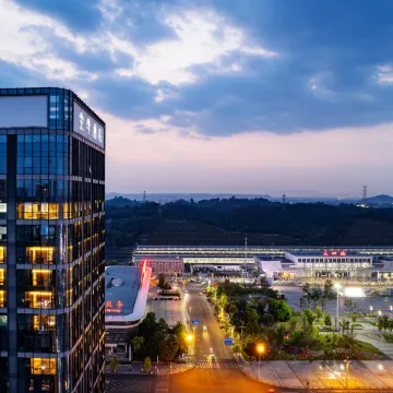 JI Hotel (Leshan Railway Station)