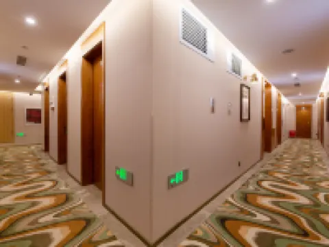 James Joyce Coffetel (Anping Hongqi Street) Hotels in Anping