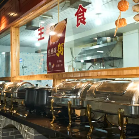 Home Inn-Ruibai Cloud Hotel, Paifang Road, Sunshine Coast Trade Street, Shexian County, Handan Отели в г. Шэсянь