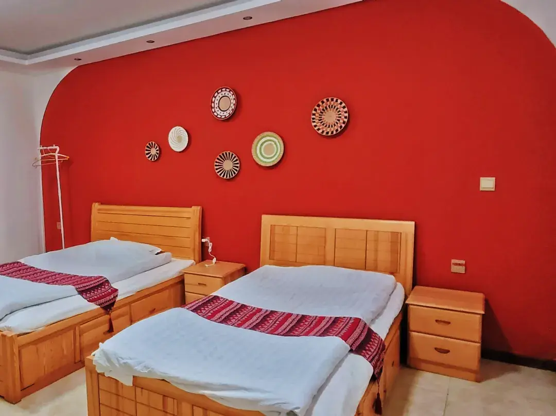 Bari Lushanshe Inn - Hami