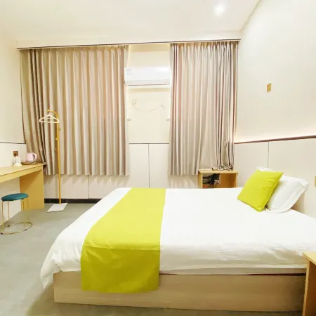 Tongling Yajie Hotel