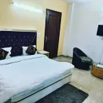 Goroomgo Noida Royal Residency - Homestays
