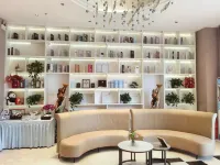 凱瑞美宿酒店(孝感東站銀泰城店) 鄰近孝感市科學技術館的酒店