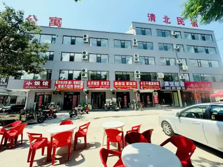 Qingbei Homestay (East Kang No.1 Middle School Store, Tangli West Road, Yuncheng) Отели рядом с достопримечательностью «Yuncheng Finance and Economics School»