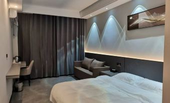 Tongren Xingrui Hotel