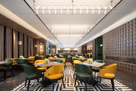 Hampton by Hilton Wuhan East LakeChuhe Haniie Отели рядом с достопримечательностью «Hubei University»