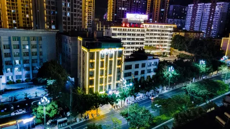 Qiaojia White Crane Inn