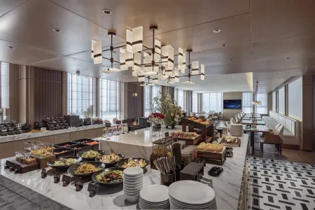 Atour Hotel Nanjing Gulou Square Beijing East Road Отели рядом с достопримечательностью «Nanjing Muyan Binjiang Scenic Area»