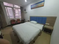Bobai Xinyue E-Sports Hotel