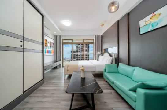 Foshan Fancheng Serviced Apartment (Qinghui Garden Daliang Zhonglou Subway Station) Hotels near Qinghui Garden Museum