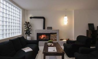 Tingxi Homestay (Dali Ancient City South Gate)