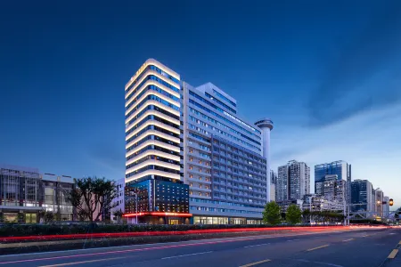 Manju Hotel (Wuchang Station Hongshan Square Subway Station) Отели рядом с достопримечательностью «Library of Faculty of Information Sciences»