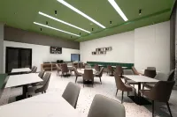 GreenTree Inn Express Xinjiang Kuerle Luntai Hotel - breakfast