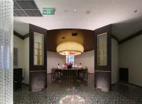 Shenyang Station X Hotel (Taiyuan Street Wanda Plaza)