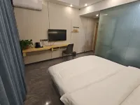 揚禾設計師飯店（臨沂市通達路泰盛廣場店） - 寵物友善
