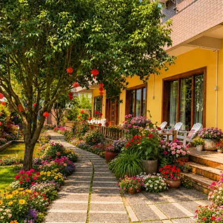 Eden Inn (Yangshuo Yulong River Scenic Area Branch)