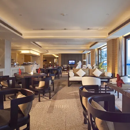Heyuan Dongyuan Wanlv Lake Meswilton East Building Hotel