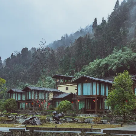 Shier Beihou Shuanghe Inn