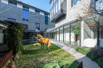 Jiang Nan Seclusive Life Hotels in Hangzhou