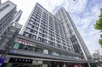 Ibis Hotel (Chengdu Hi-Tech Tianfu Software Park) Hotel dekat Yuanda Netherlands Water Street