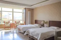 쓰리 베어스 서비스 아파트 (장자커우 룽천)