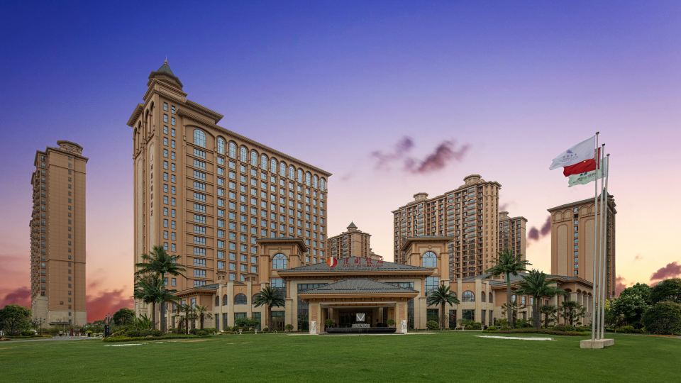 Jianguo Hotel