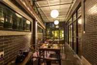 廣州藝霖坊隱約民宿（花山小鎮店） - 小旅館