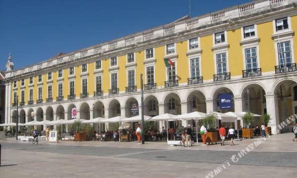 9Hotel Mercy