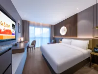 Crystal Orange Beijing Chaoyang Park Hotel Hotels near Hong Ling Jin Park
