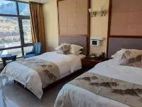 Rutog Shunyi Grand Hotel Hotels in Ritu
