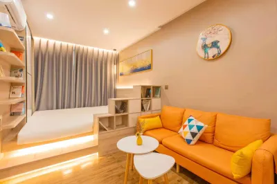 Apple Cinema Apartment (Maoming Dianbai District Government Store )