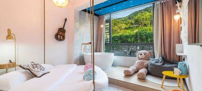 Nanyi Bieyuan Guesthouse (Zixing Dongjiang Lake Scenic Area) Hoteles en Zixing