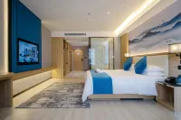 H Hotels (Xingyi Jichang Avenue)
