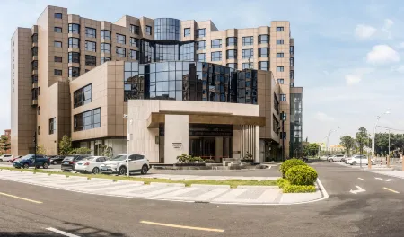 Hua Da International Hotel Отели рядом с достопримечательностью «Anping Bridge»