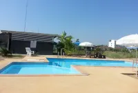 Sabaidee House - Kolam Renang